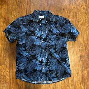 Cotton & Co Men's Blue Leaf Print Casual Button Down Shirt